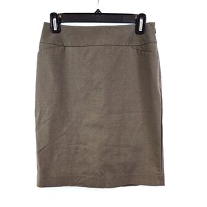 3/$25 Halogen Size 2 Taupe Pencil Straight Skirt